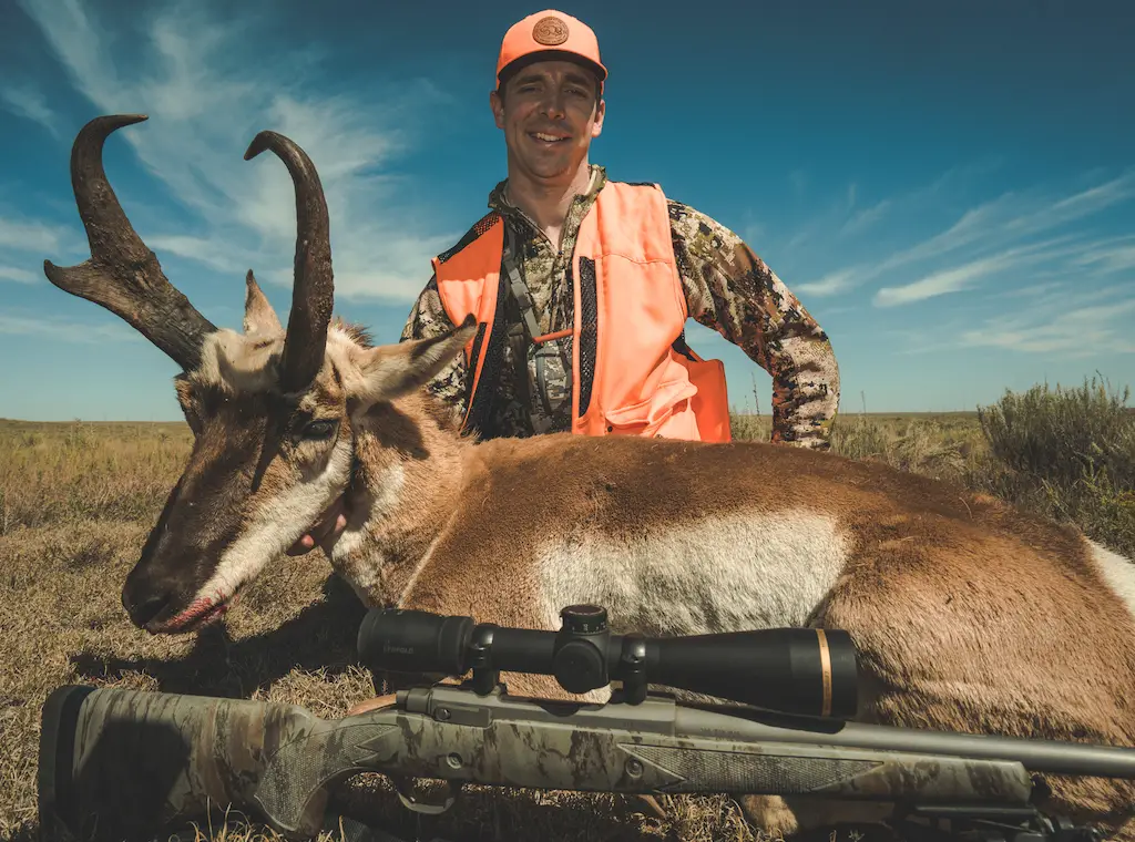 picture of trophy hunting pronghorn