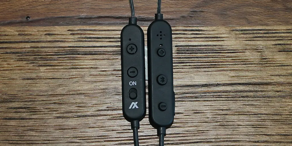 Axil best sale earbuds review